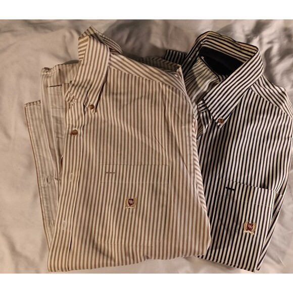 2 Mens button down shirts - Picture 1 of 4